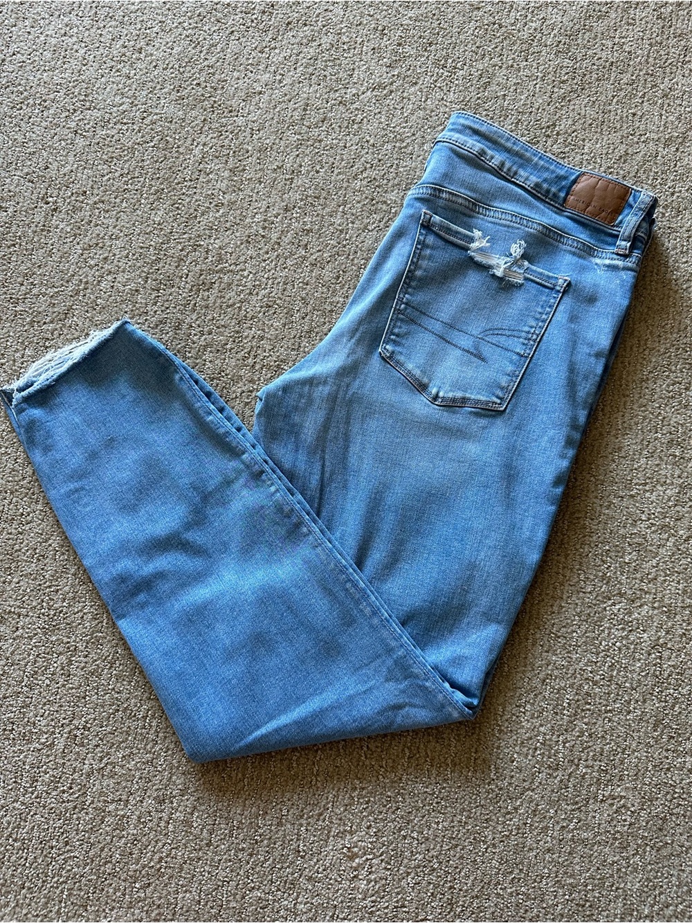 American Eagle Skinny Distressed Light Wash Jeans 16 Women’s